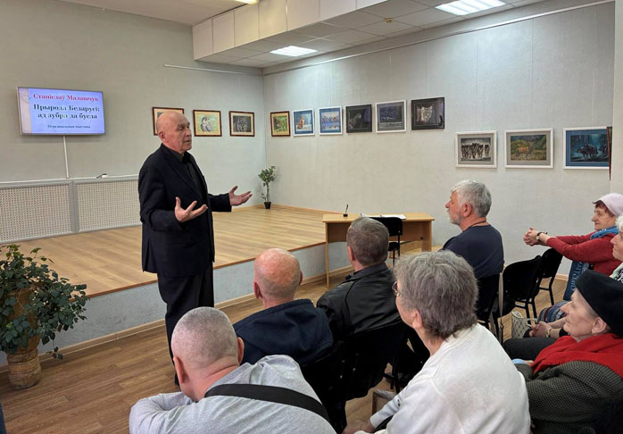 открытиевыставки