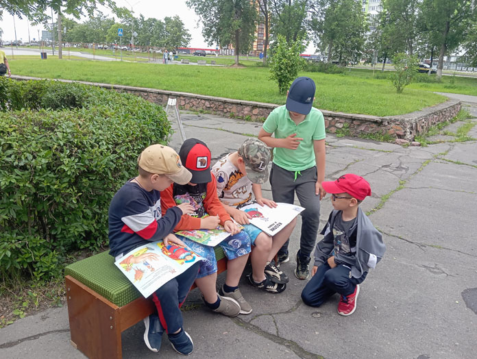 Поселилось в книгах лето!